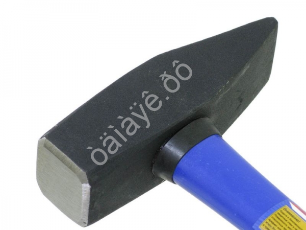 Молоток слесарный 300гр. с пластиковой  рукояткой МАЯКАВТО™1/48_